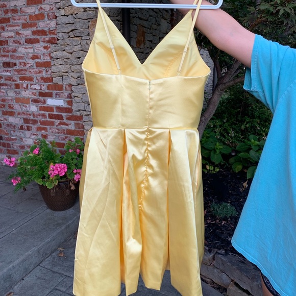 Homecoming Dress - Picture 2 of 2